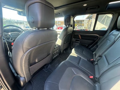 2023 Land Rover Defender 110 X-Dynamic SE