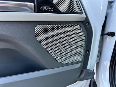 2023 Land Rover Defender 130 X-Dynamic SE