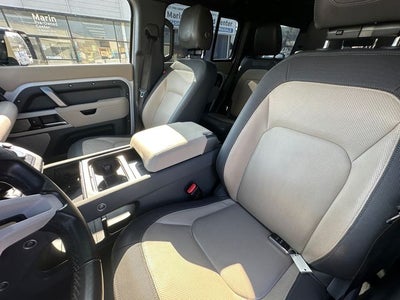2023 Land Rover Defender 130 X-Dynamic SE