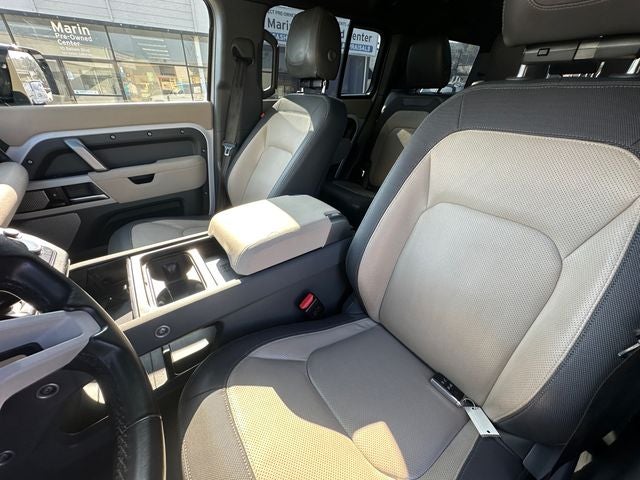 2023 Land Rover Defender 130 X-Dynamic SE