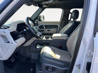 2023 Land Rover Defender 130 X-Dynamic SE