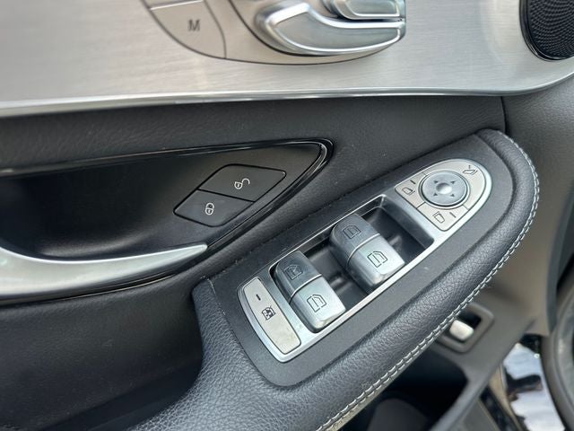 2021 Mercedes-Benz GLC GLC 300