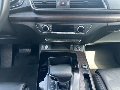 2024 Audi Q5 45 S line Premium quattro