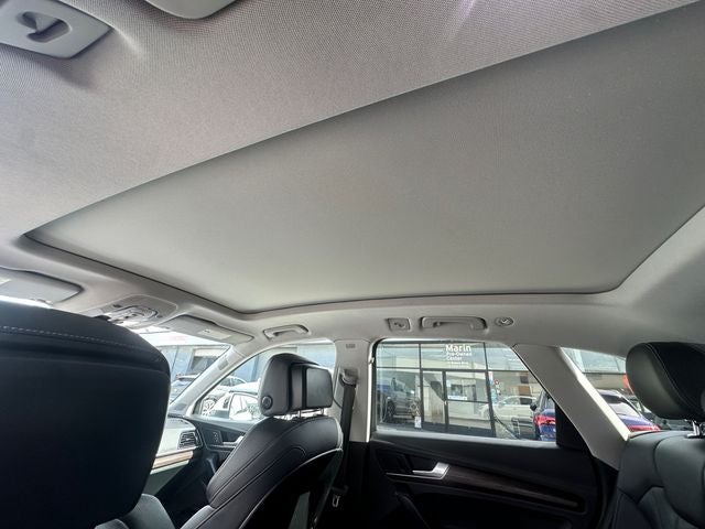 2024 Audi Q5 45 S line Premium quattro