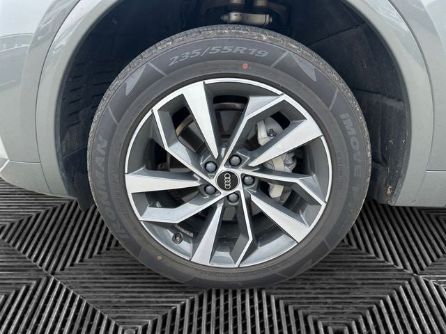 2024 Audi Q5 45 S line Premium quattro