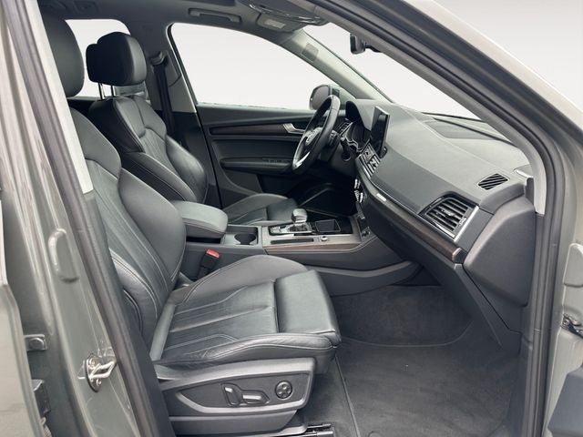 2024 Audi Q5 45 S line Premium quattro