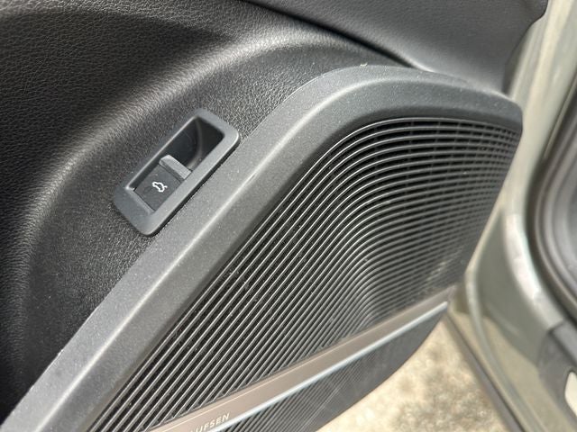 2024 Audi Q5 45 S line Premium quattro