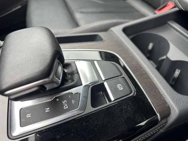 2024 Audi Q5 45 S line Premium quattro