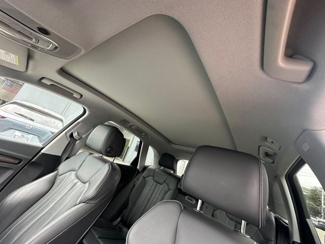 2024 Audi Q5 45 S line Premium quattro