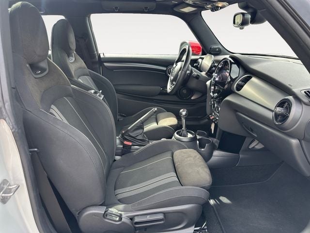 2022 MINI John Cooper Works Signature