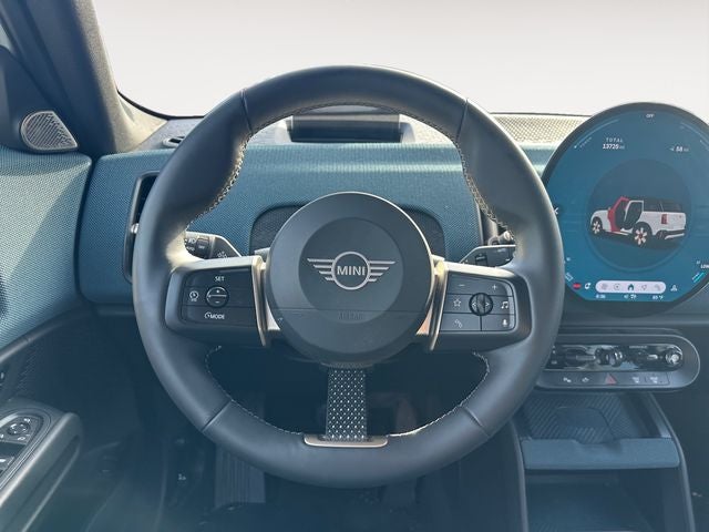 2025 MINI Cooper Countryman Signature Plus