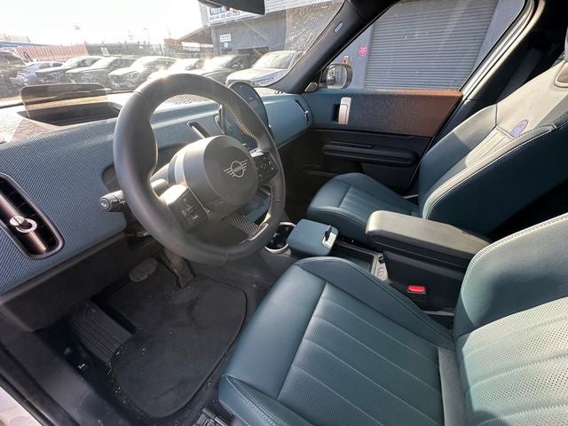 2025 MINI Cooper Countryman Signature Plus