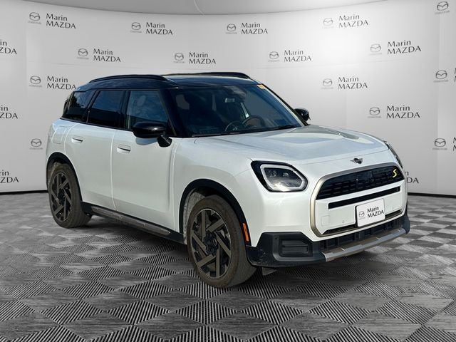 2025 MINI Cooper Countryman Signature Plus