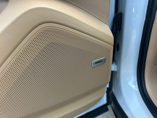 2022 Porsche Cayenne Base