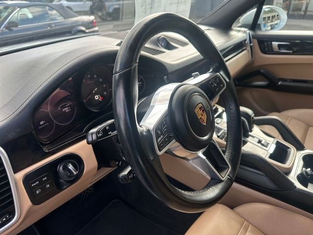 2022 Porsche Cayenne Base