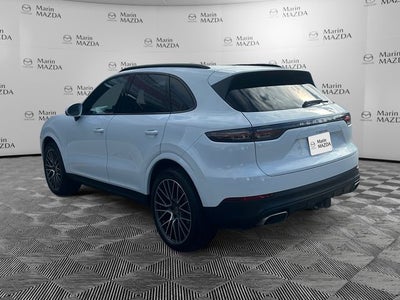 2022 Porsche Cayenne Base