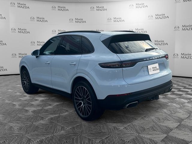 2022 Porsche Cayenne Base