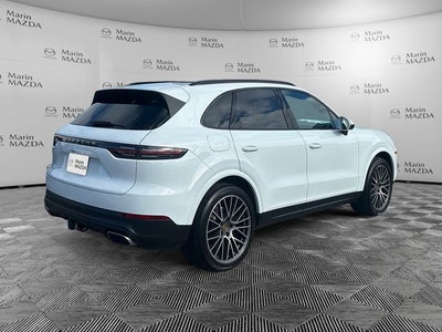 2022 Porsche Cayenne Base