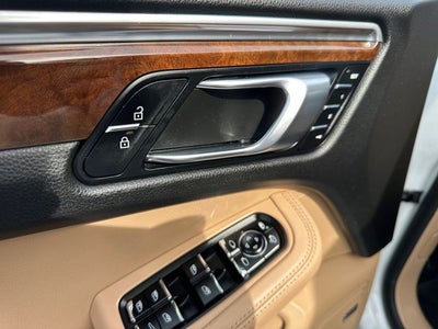 2019 Porsche Macan S