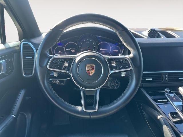 2023 Porsche Cayenne Coupe Platinum Edition