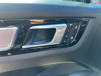 2023 Porsche Cayenne Coupe Platinum Edition