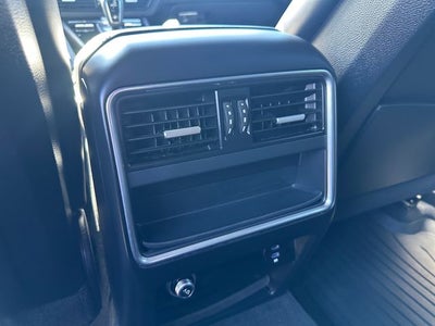 2023 Porsche Cayenne Coupe Platinum Edition