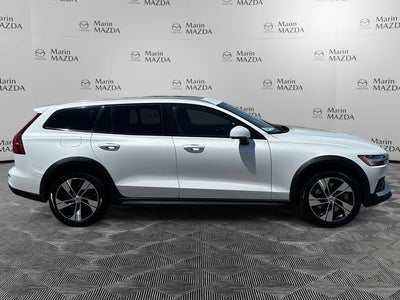 2020 Volvo V60 Cross Country T5
