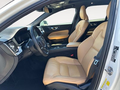 2020 Volvo V60 Cross Country T5