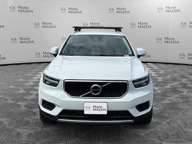 2020 Volvo XC40 Momentum