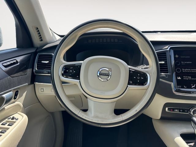 2020 Volvo XC90 T6 Momentum