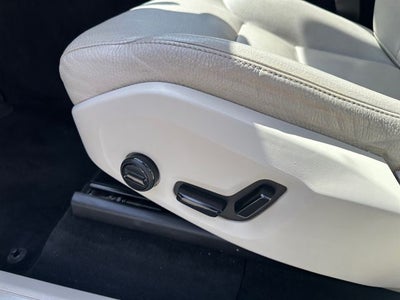 2020 Volvo XC90 T6 Momentum