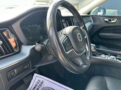 2019 Volvo XC60 T6 Momentum