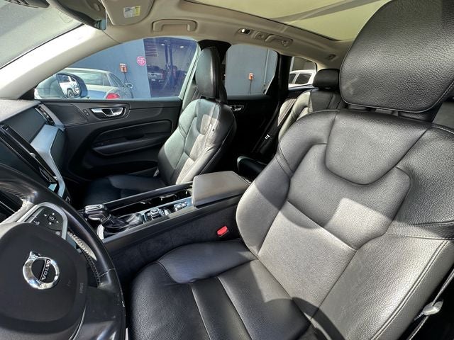 2019 Volvo XC60 T6 Momentum