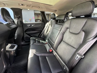 2019 Volvo XC60 T6 Momentum