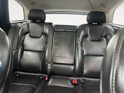 2022 Volvo XC60 B5 Inscription